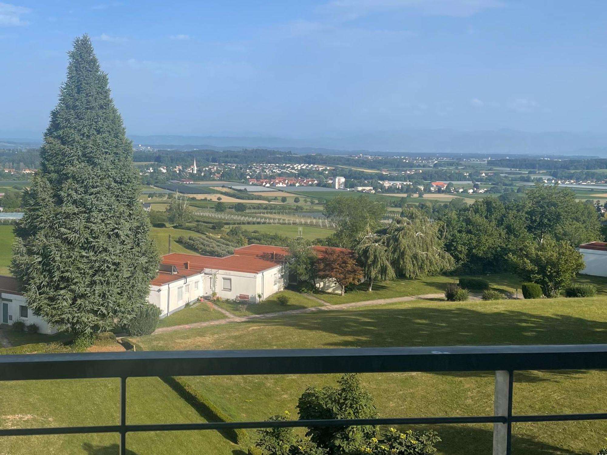 Ferienwohnung See- Und Bergblick Oberteuringen Exterior foto